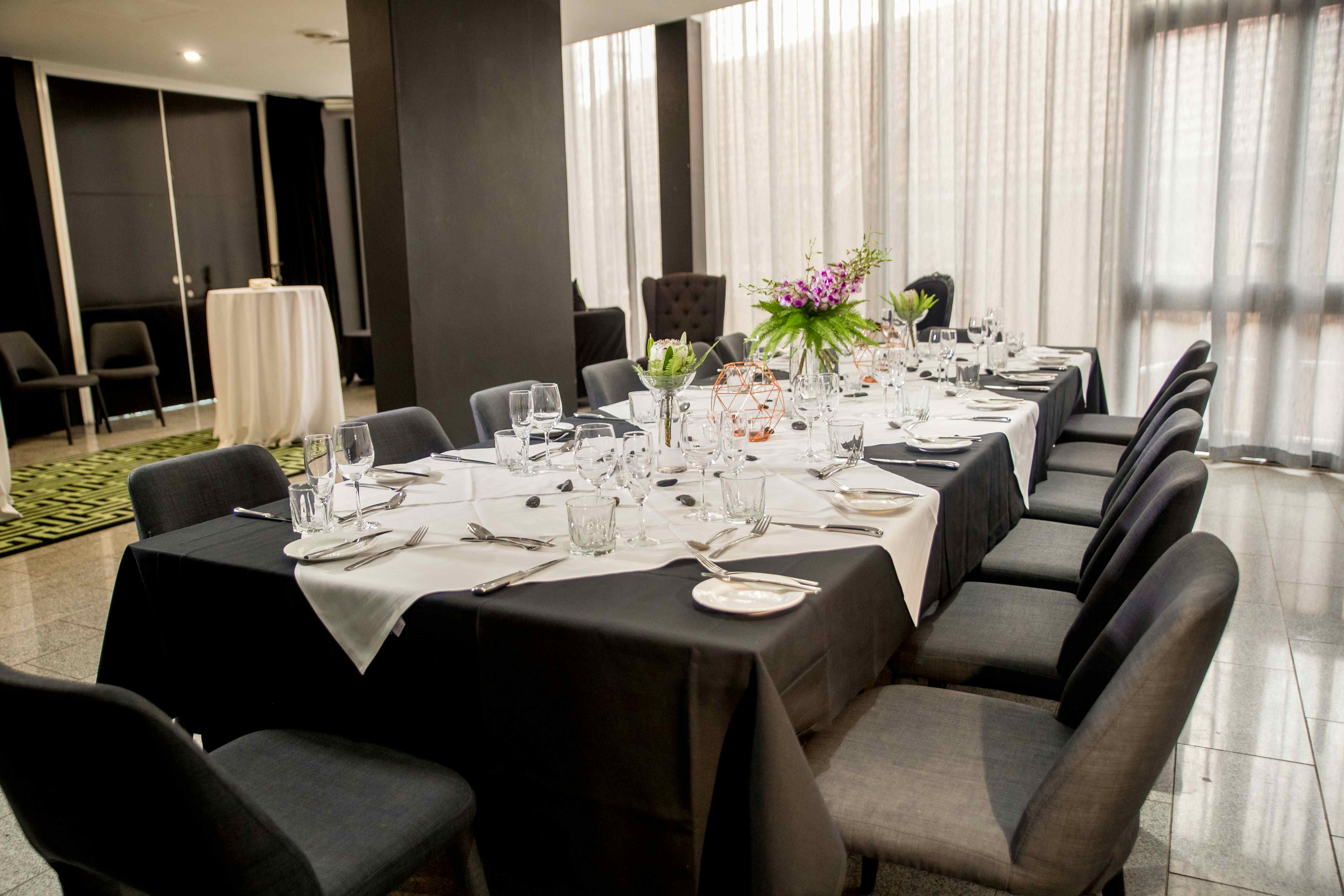 Private Dining Room, Mercure Brisbane Spring Hill 